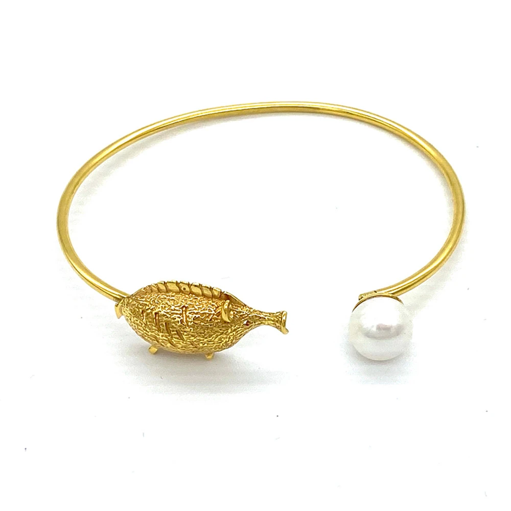 frewas Piglet rattle white pearl bracelet Bracelets Bracelet Luxury Shoes