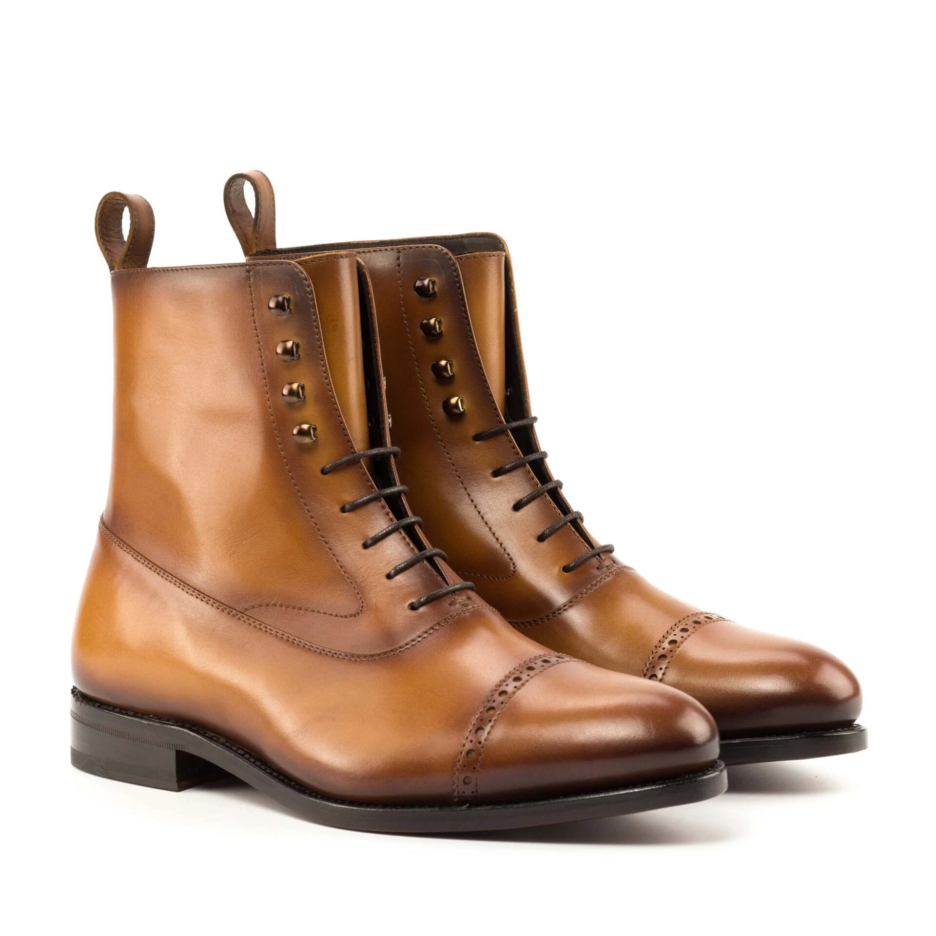 0c4869d5-ee29-4713-bfd8-4d2fb8672f78-B Balmoral Boots for men