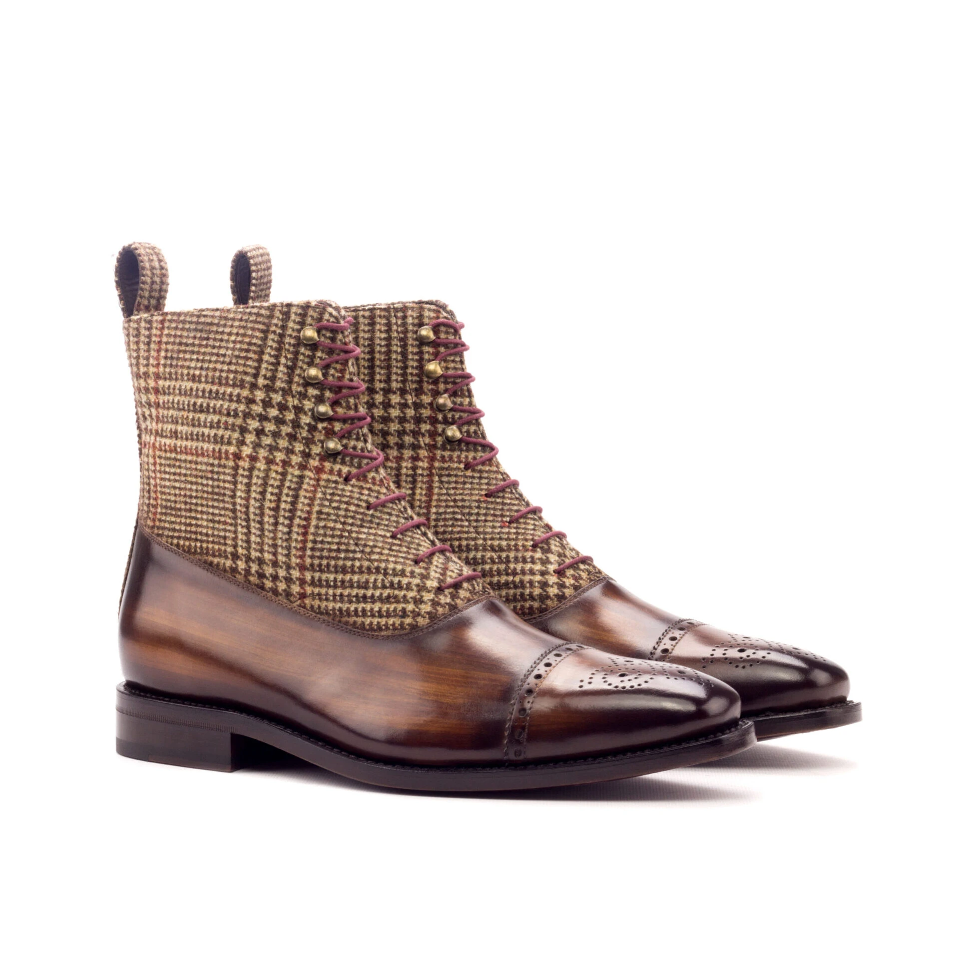 241107ca-f21b-4d8d-a808-774ce0d26fa7-B Chelsea Boots