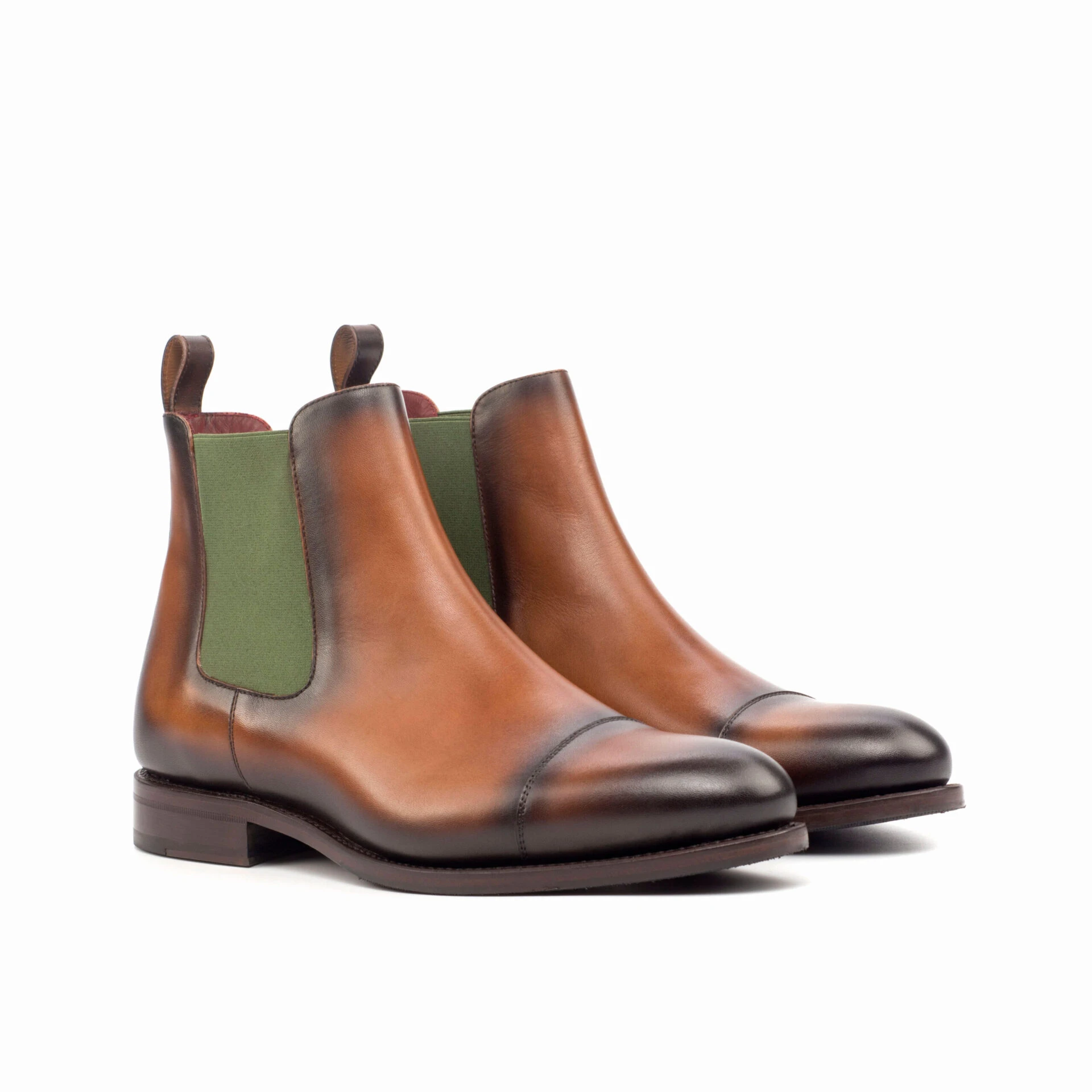 99215fa7-985b-4424-8c8d-ddb6060f45f4-B Chelsea Boots