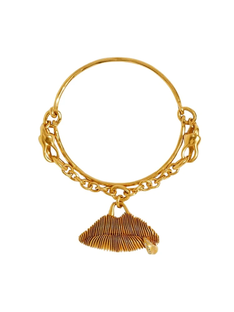 Schiaparelli Pierced Mouth Necklace79714 nobg Schiaparelli Pierced Mouth Necklace79714 nobg