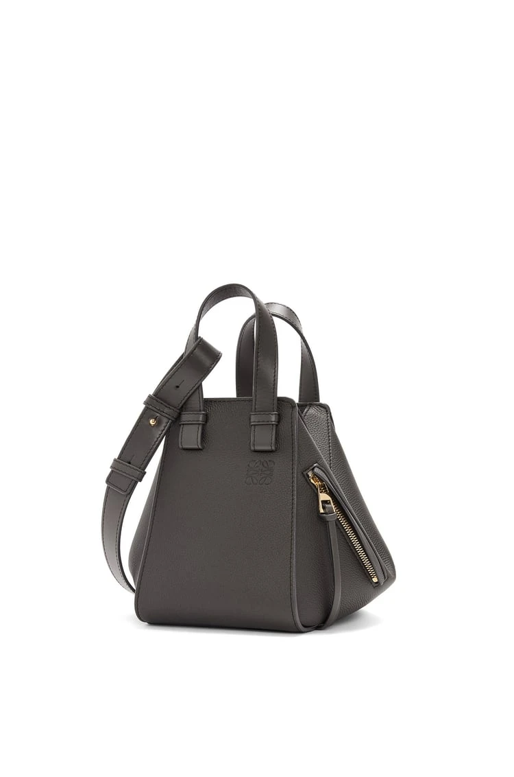 LOEWE-Compact-Hammock-bag-in-soft-grained-calfskin Compact Hammock bag in soft grained calfskin - Image 1
