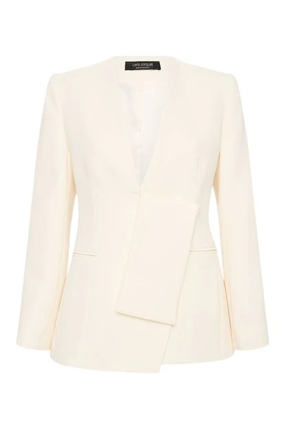 Carla-Zampatti-1236159_nobg Ivory Crepe Striscia Blazer - Image 1