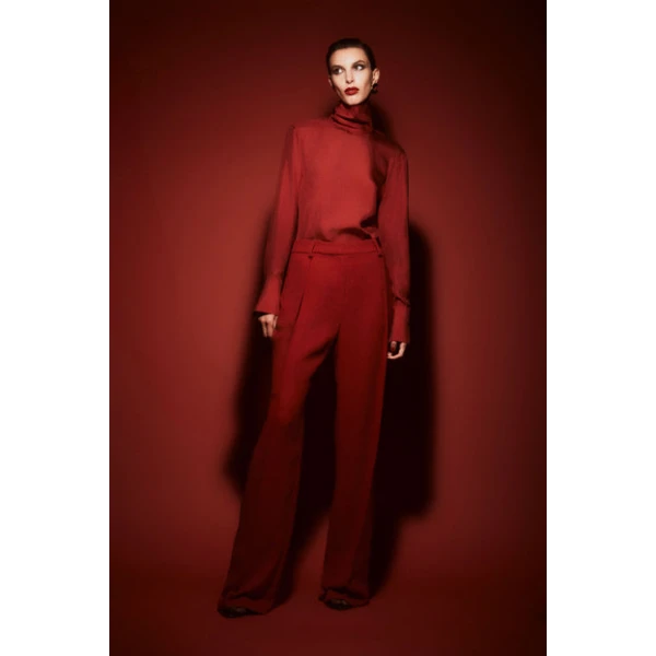 Scarlet Crepe Classic Pleat Pant - Image 5