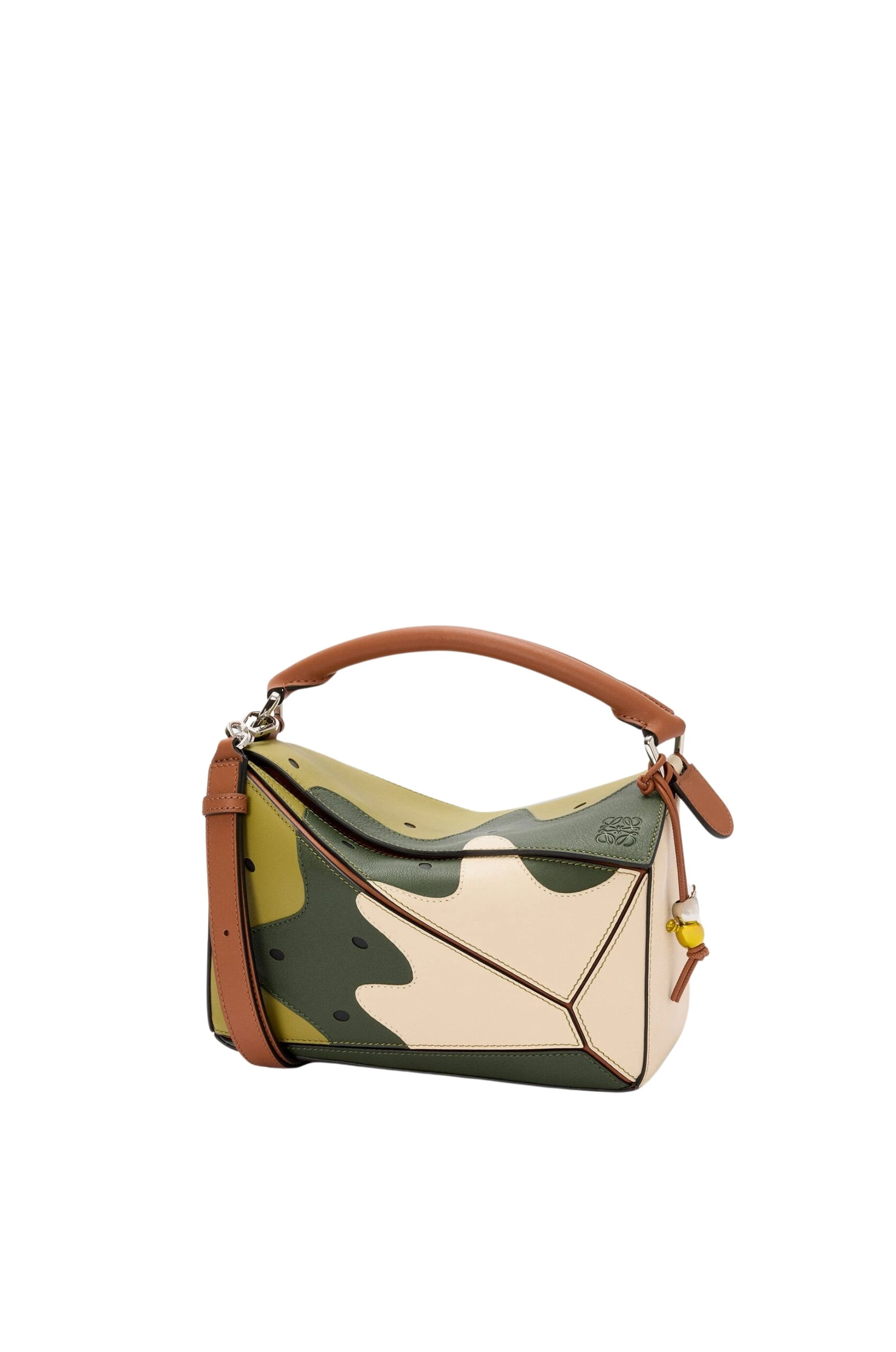 LOEWE-Puzzle-10-Paulas-Ibiza-Kiwi-re-edition-bag-in-classic-calfskin-2025-coveti-scaled99763_nobg LOEWE Puzzle Bag luxury Bags from Luxury Handbags Marketplace