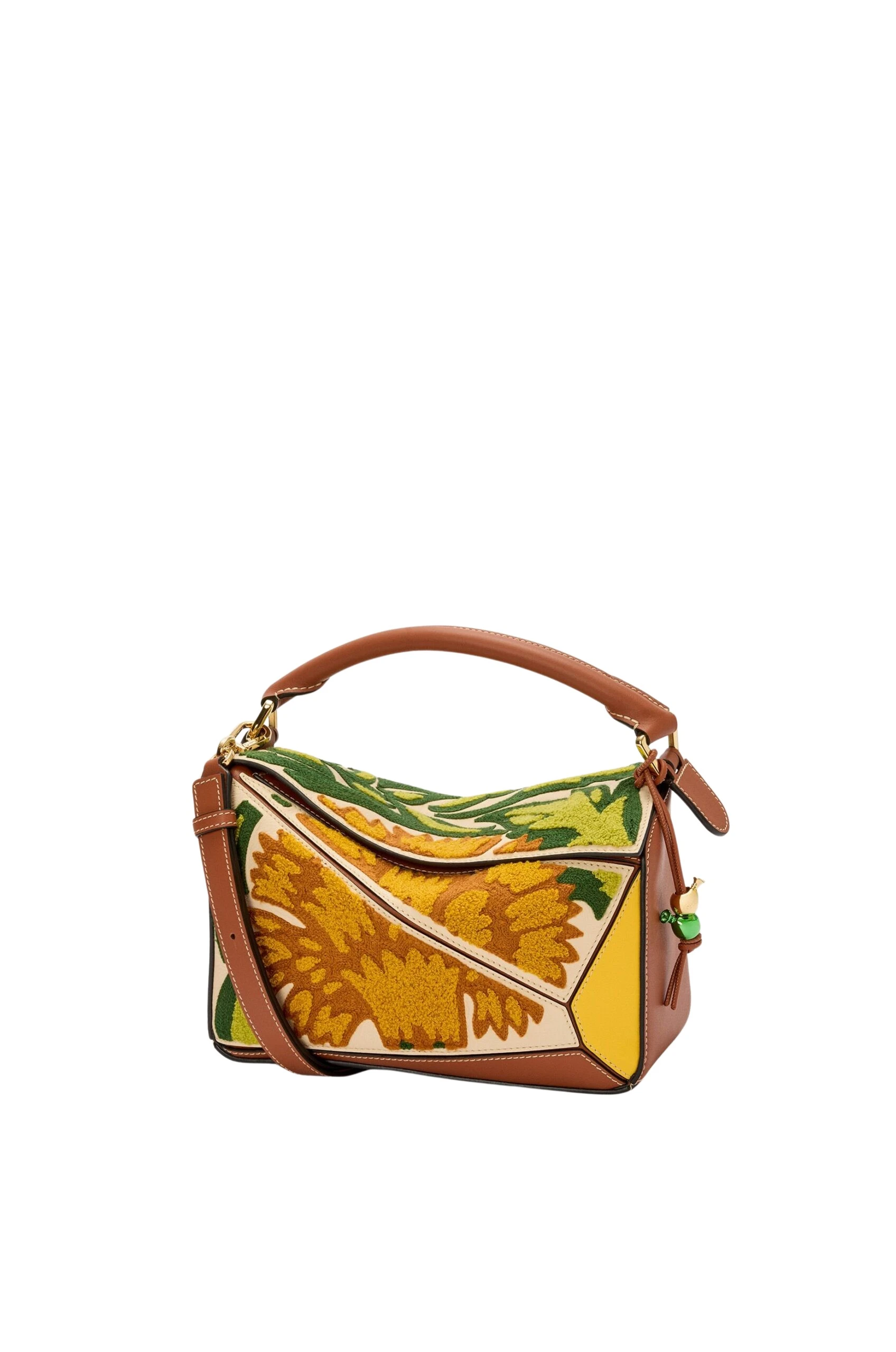 LOEWE-Puzzle-10-William-De-Morgan-re-edition-bag-in-classic-calfskin-2025-coveti-scaled36033_nobg LOEWE Puzzle Bag luxury Bags from Luxury Handbags Marketplace