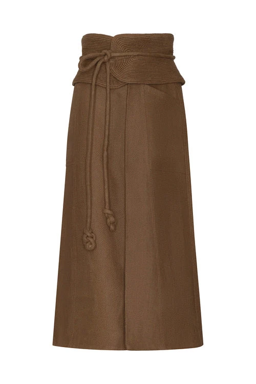 Andres Otalora Colombian Designer Skit - Luxury Womenswear Andres Otalora luxury designer Skit with bold silhouette in linen