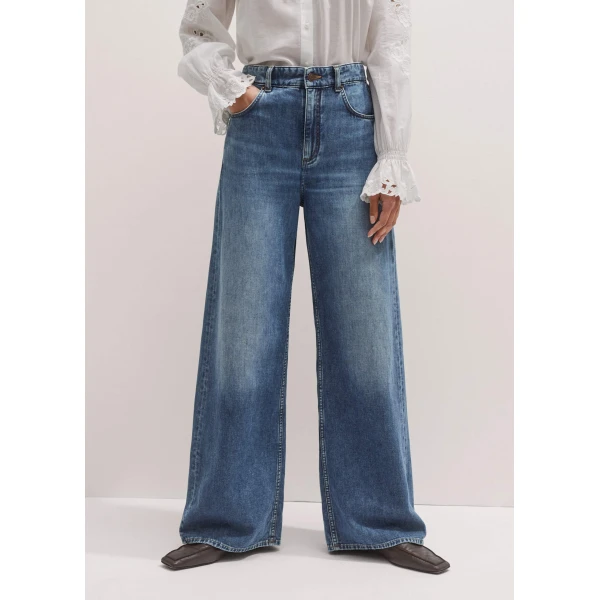 Me + Em Slouchy Long-Length Jean – luxury British Blue in Me and Em exclusively at Luxury Shoes 