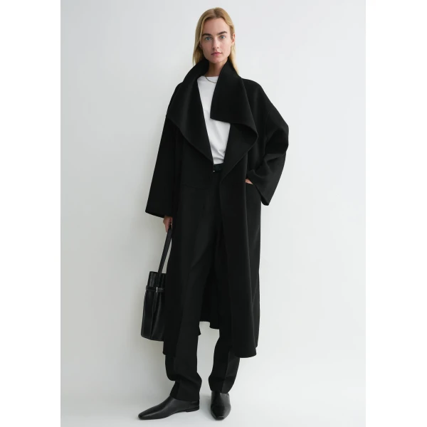 Toteme Coats with minimalist design at Luxury Shoes 