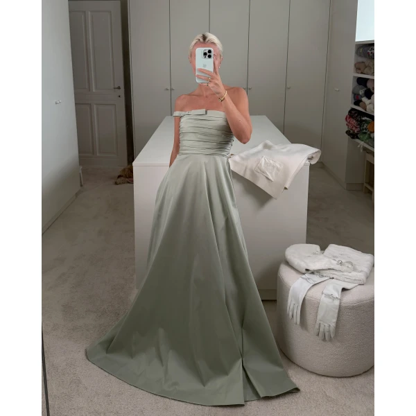 Bernadette dresses