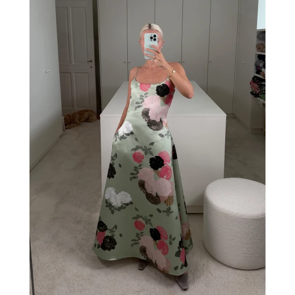 Bernadette dresses