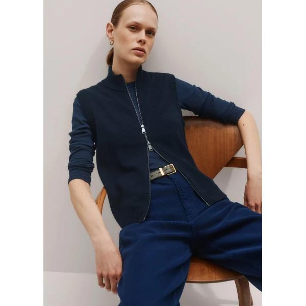 Me + Em Perfect Basic Top – luxury British Blue in Me and Em exclusively at Luxury Shoes 