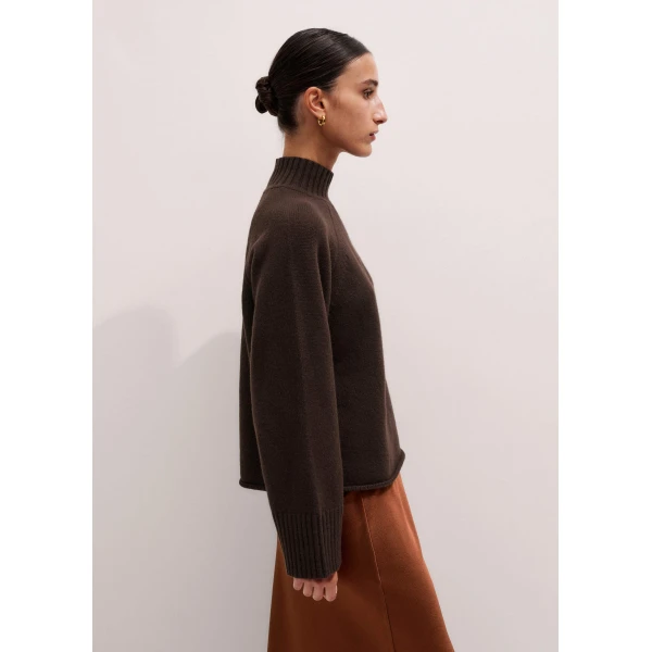 Me and Em Relaxed Luxe Sweater – luxury British Brown in Me and Em exclusively at Luxury Shoes 