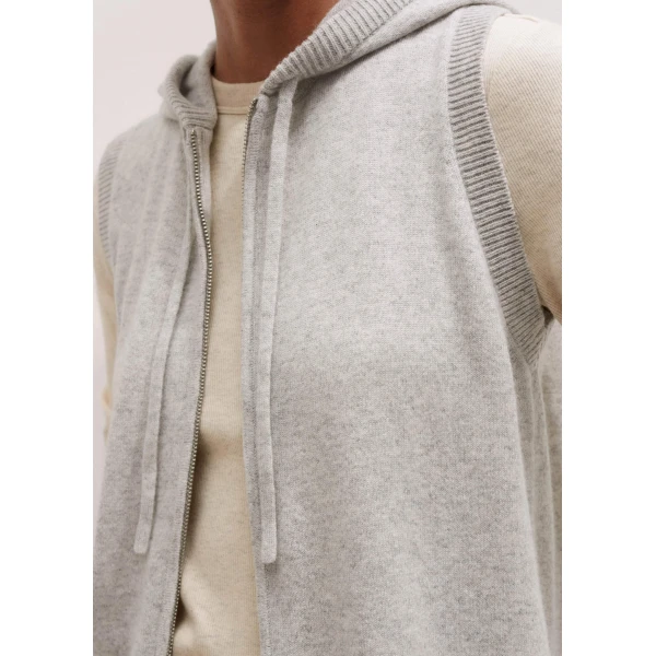 Me + Em Sleeveless Zip Hoody – luxury British Grey in Me and Em exclusively at Luxury Shoes 