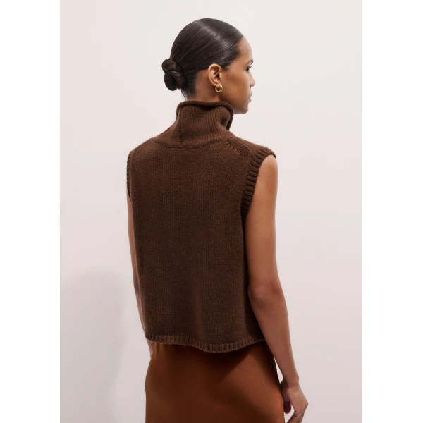 Me and Em Straight Crop Vest – luxury British Brown in Me and Em exclusively at Luxury Shoes 