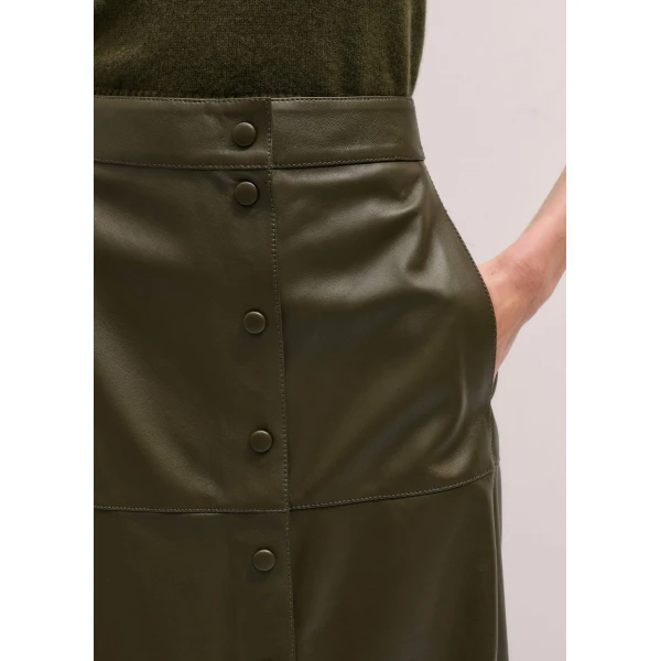 Me and Em Straight Maxi Skirt – luxury British Green in Me and Em exclusively at Luxury Shoes 