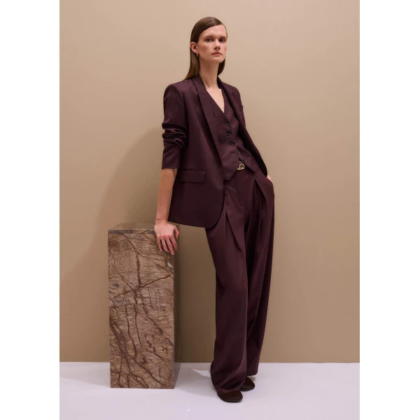 Me + Em Tailored Waistcoat – luxury British Red in Me and Em exclusively at Luxury Shoes 