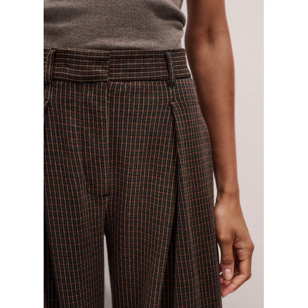 Me + Em Tapered Pant – luxury British Brown in Me and Em exclusively at Luxury Shoes 