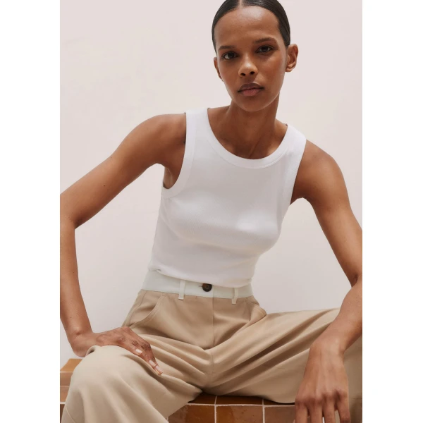 Me and Em Ultimate Crew Neck Tank – luxury British White in Me and Em exclusively at Luxury Shoes 