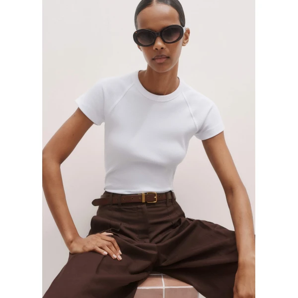 Me + Em Ultimate Raglan Tee – luxury British White in Me and Em exclusively at Luxury Shoes 