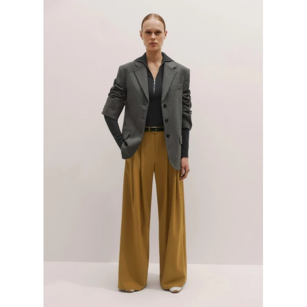 Me + Em Wide-Leg Pleat Pant – luxury British Yellow in Me and Em exclusively at Luxury Shoes 
