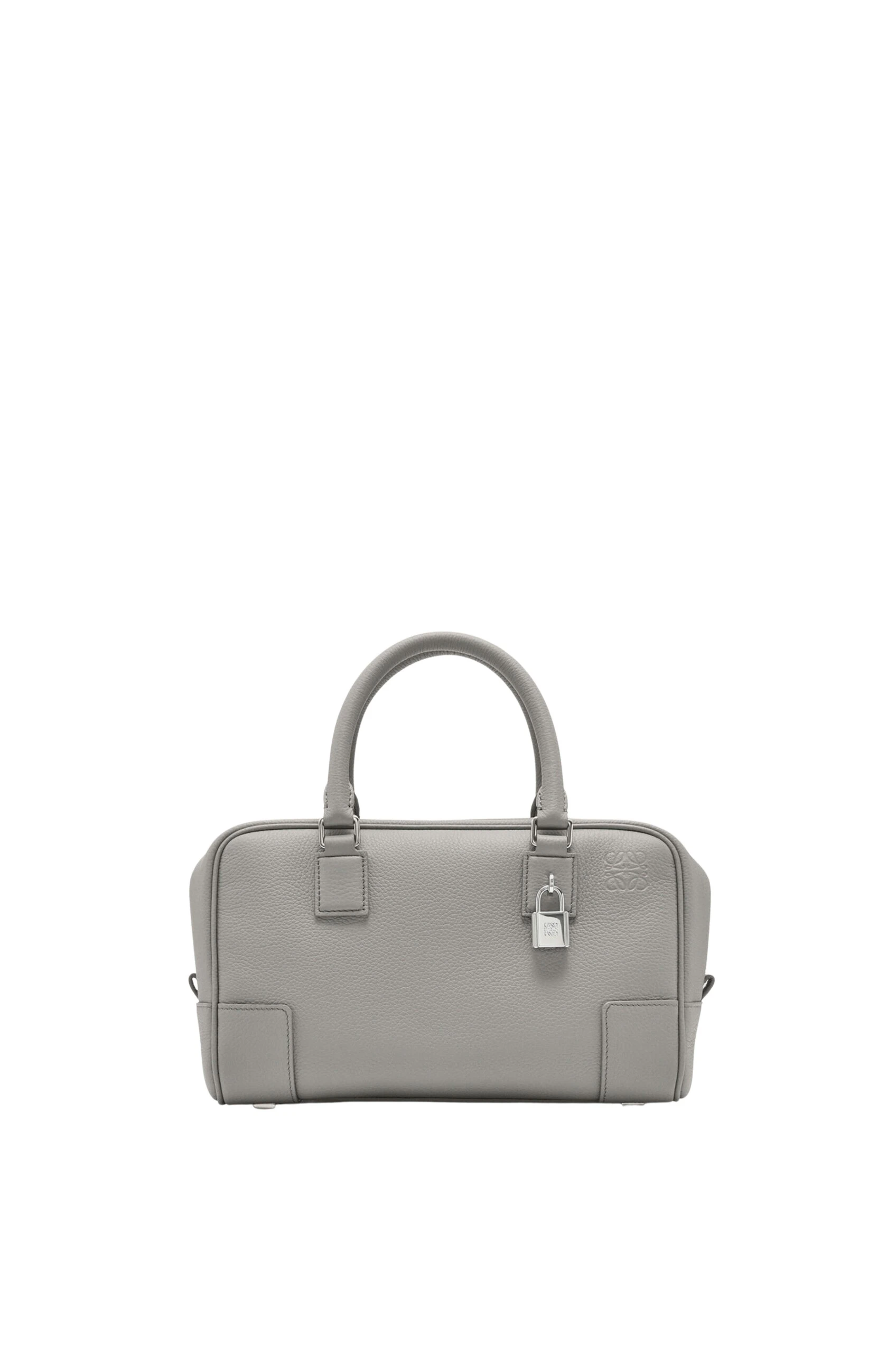 LOEWE-Amazona-23-Bag-In-Soft-Grained-Calfskin-2025-coveti-scaled45364_nobg coveti