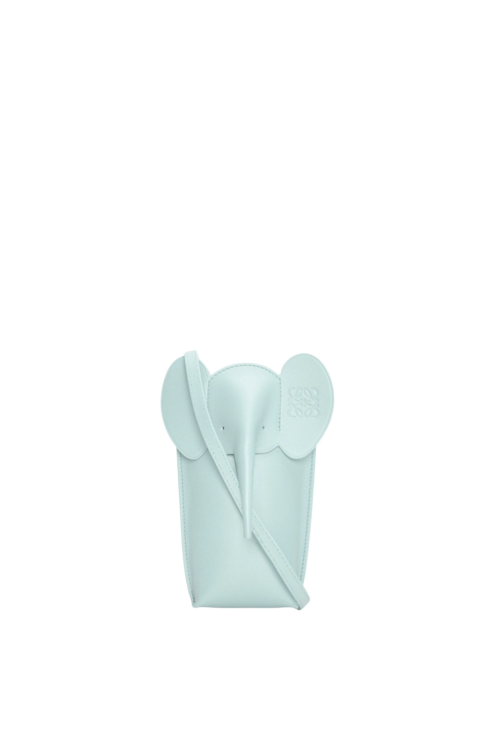 LOEWE-Elephant-Pocket-In-Classic-Calfskin-2025-coveti-3-scaled65842_nobg coveti
