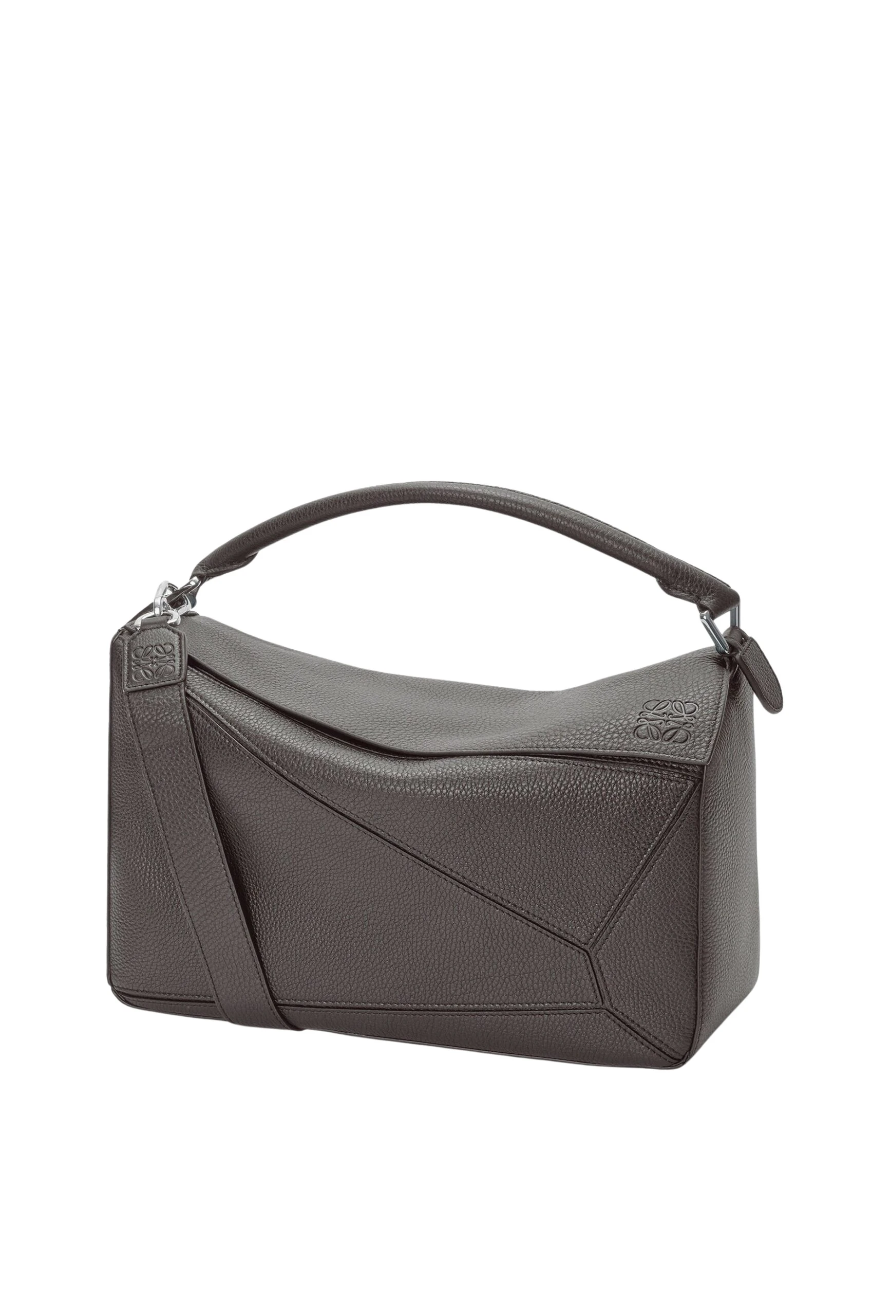 LOEWE-Large-Puzzle-Bag-In-Supple-Grained-Calfskin-2025-coveti-5-scaled24598_nobg coveti
