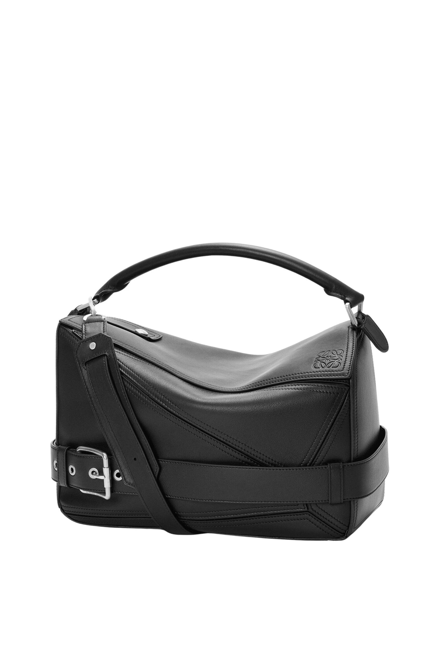 LOEWE-Large-Puzzle-Biker-Bag-In-Shiny-Calfskin-2025-coveti-4-scaled17880_nobg coveti