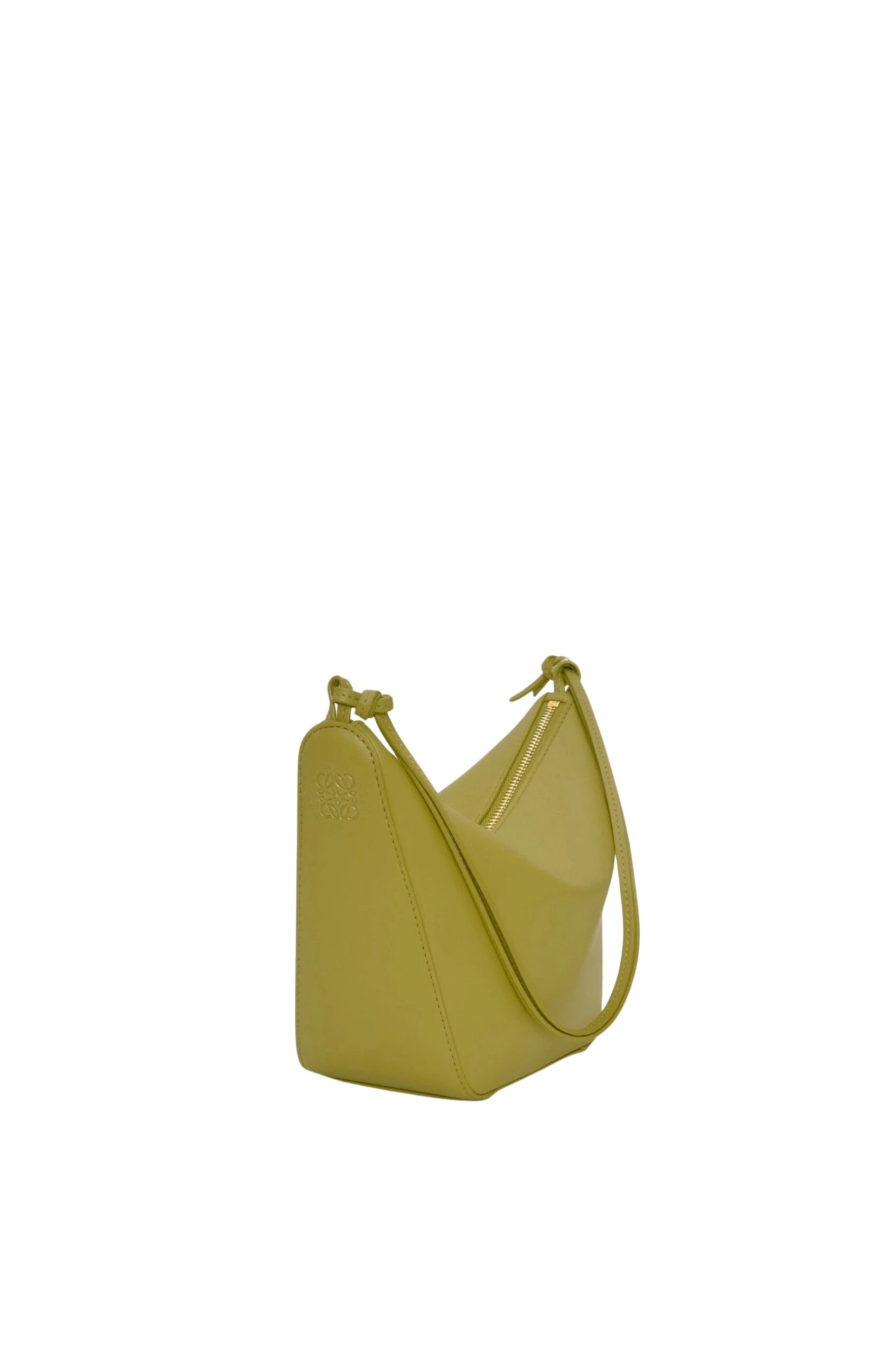 LOEWE-Mini-Hammock-Hobo-In-Classic-Calfskin-2025-coveti-scaled70439_nobg coveti