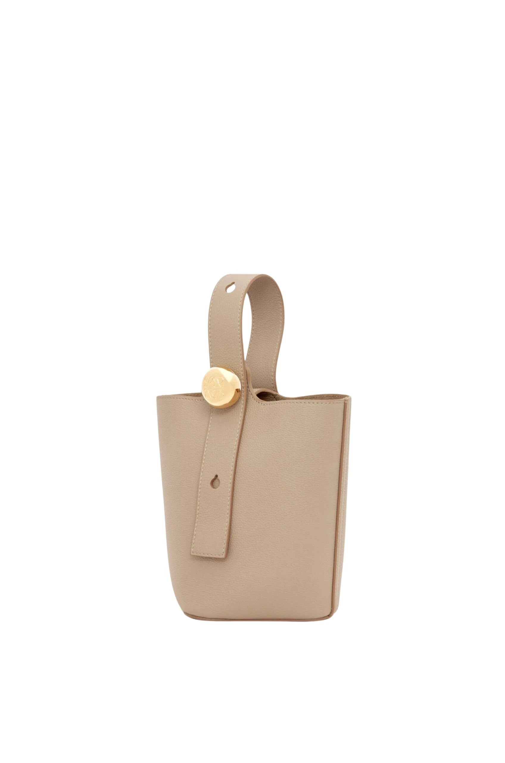 LOEWE-Mini-Pebble-Bucket-Bag-In-Soft-Grained-Calfskin-2025-coveti-5-scaled41703_nobg coveti
