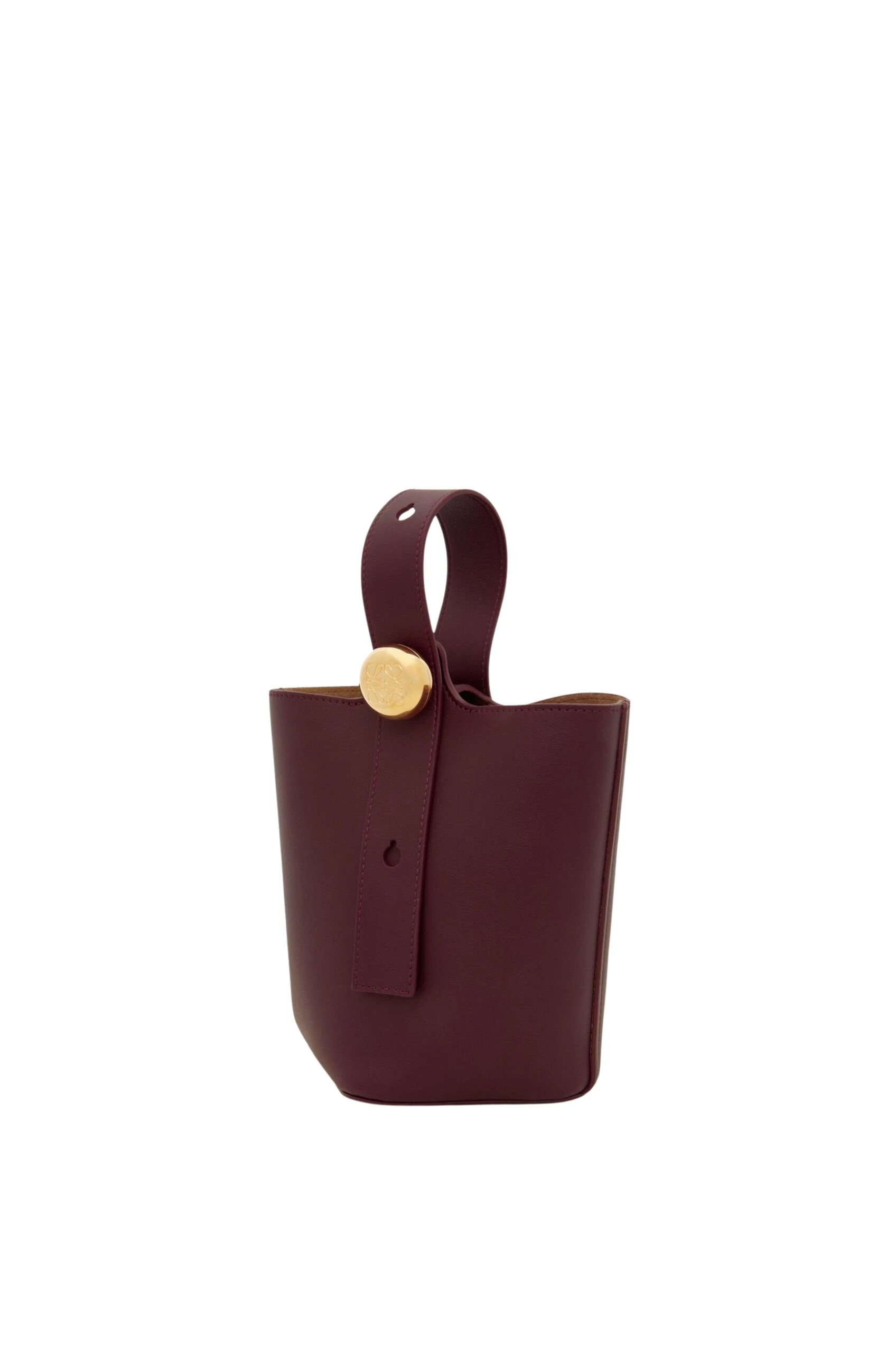 LOEWE-Mini-Pebble-Bucket-In-Smooth-Calfskin-2025-coveti-scaled33413_nobg coveti
