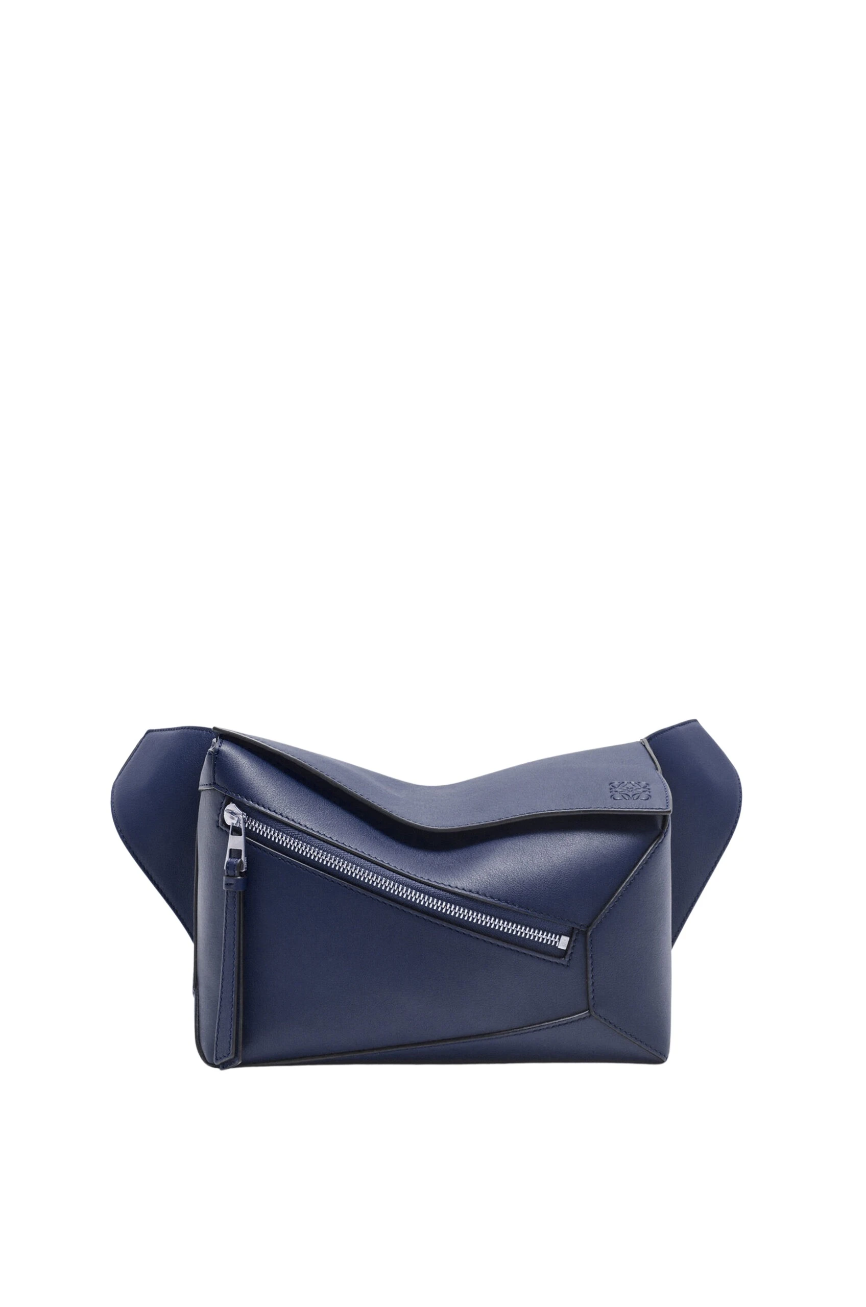 LOEWE-Small-Puzzle-Edge-Bumbag-In-Classic-Calfskin-2025-coveti-scaled96837_nobg coveti