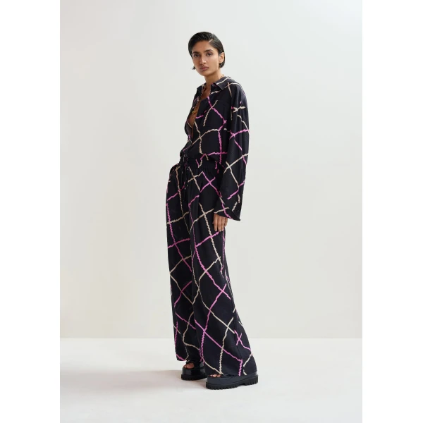 pink and beige check print wide-leg pants - Essentiel Antwerp Pants - Colorful Belgian Design - Shop at Luxury Shoes 
