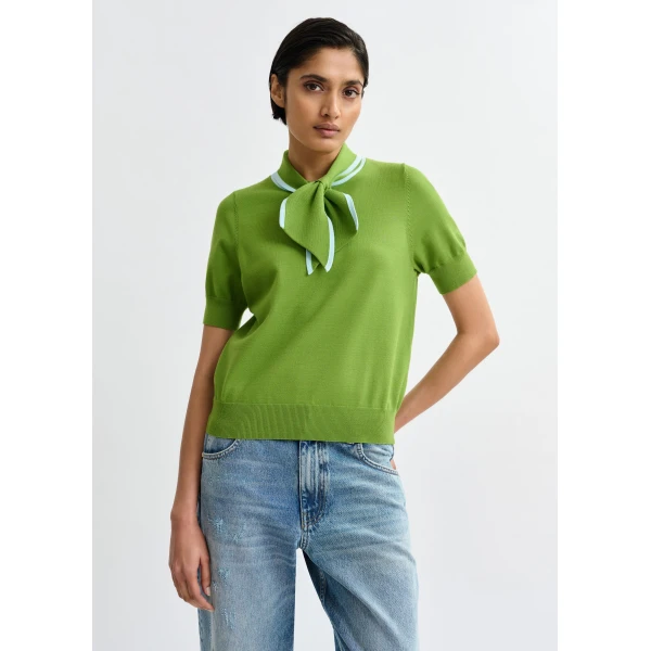 Essentiel Antwerp Green fine-knit polo with light blue scarf-like contrast collar - Essentiel Antwerp Tops - Colorful Belgian Design - Shop at Luxury Shoes 