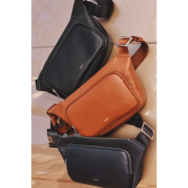 Larsen Sling Bag - Image 5