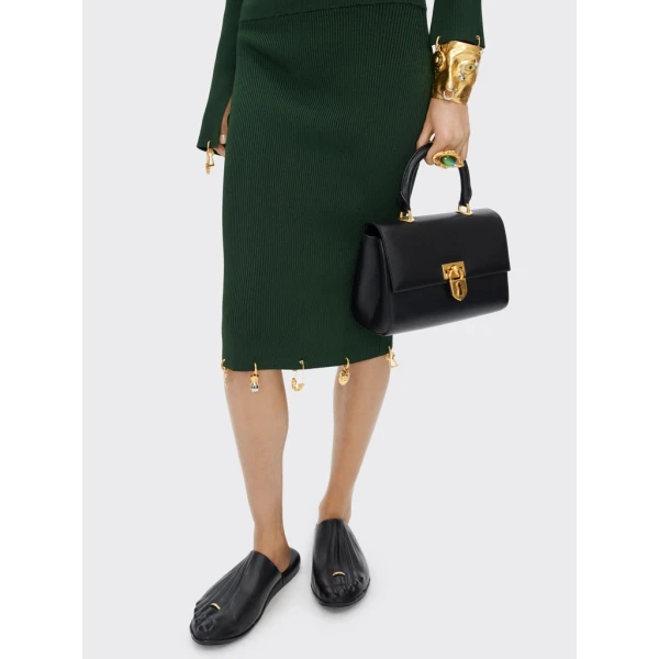 Schiaparelli nose bag
