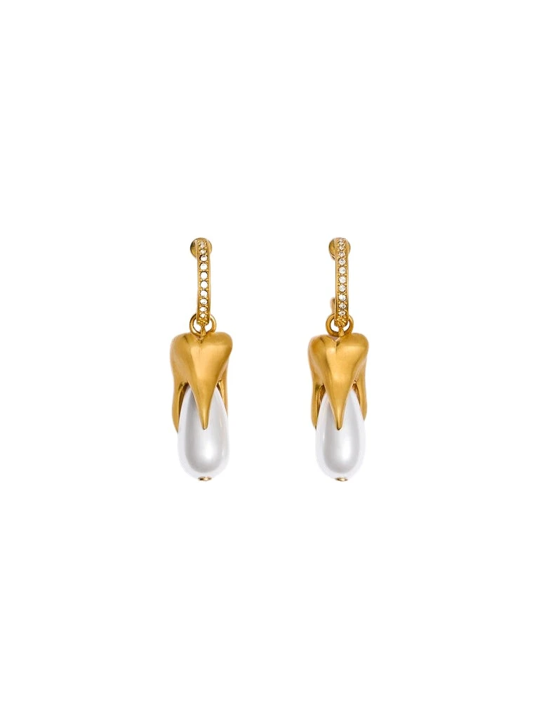 Schiaparelli-Tooth-Earrings53876_nobg Schiaparelli Tooth Earrings