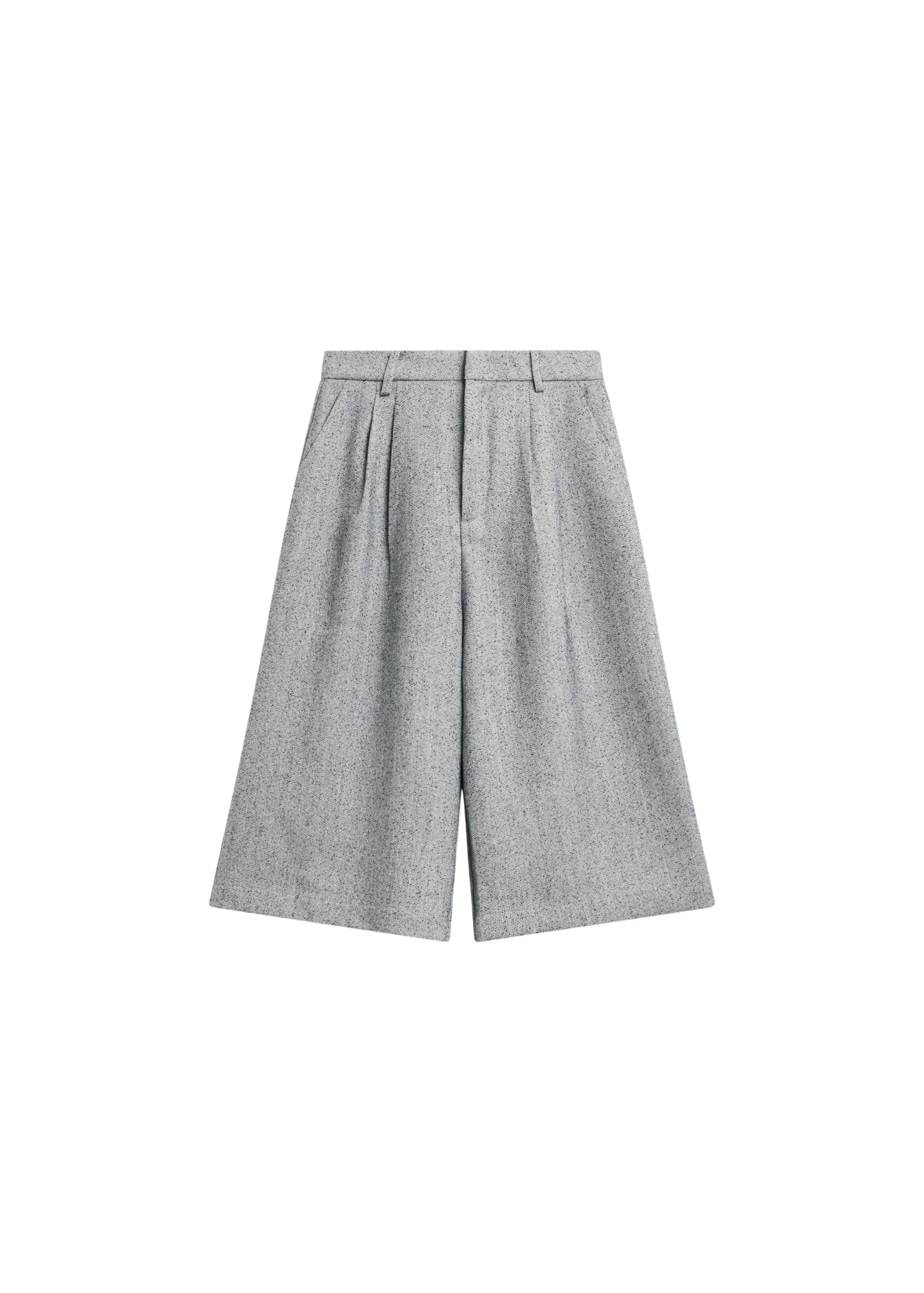 The-Frankie-Shop-Dunley-Bermuda-Shorts-Grey-Melange-coveti-10-scaled53327_nobg The Frankie Shop Dunley Bermuda Shorts - Grey Melange - Oversized Minimalist Shorts in Grey - Shop at Luxury Shoes