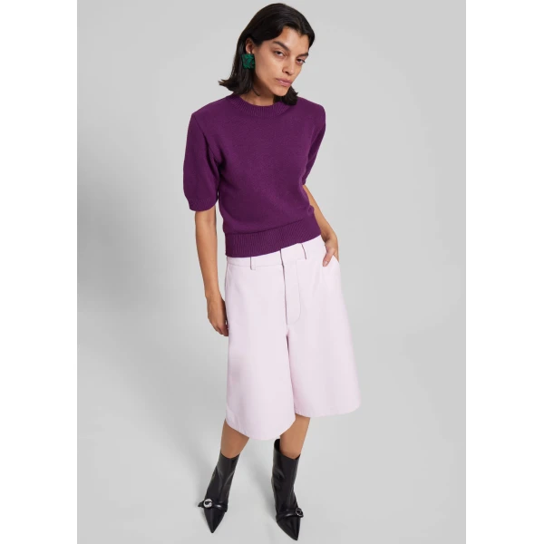 The Frankie Shop Olivia Leather Bermuda Shorts - Faded Pink - Oversized Minimalist Shorts in Pink - Shop at Luxury Shoes 