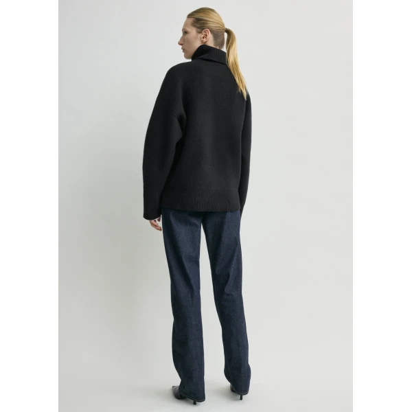 Toteme Knitwear with minimalist design at Luxury Shoes 