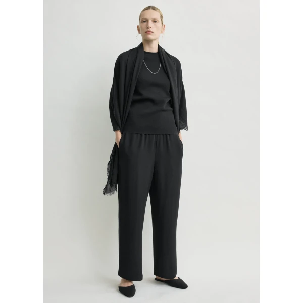 Toteme Pants with minimalist design at Luxury Shoes 
