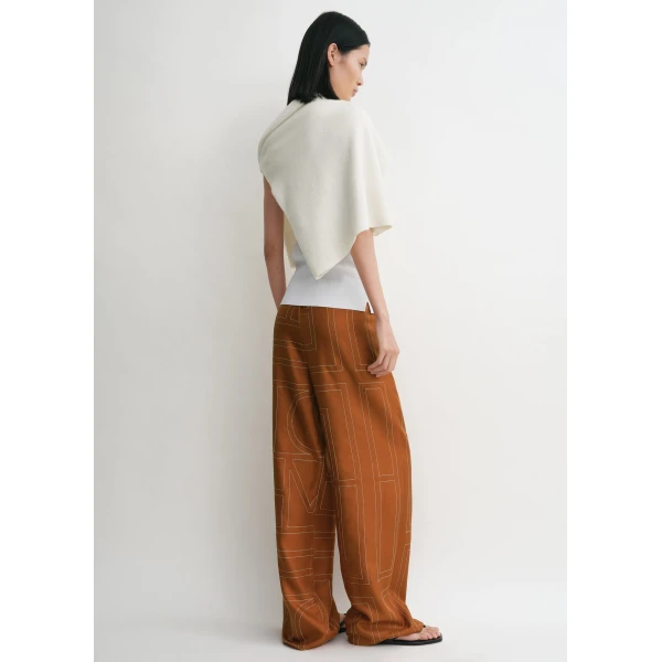 Toteme Loungewear with minimalist design at Luxury Shoes 