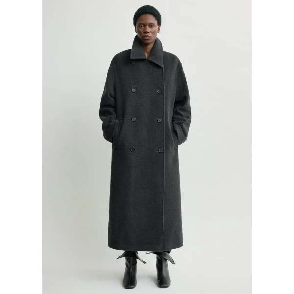 Toteme Coats with minimalist design at Luxury Shoes 