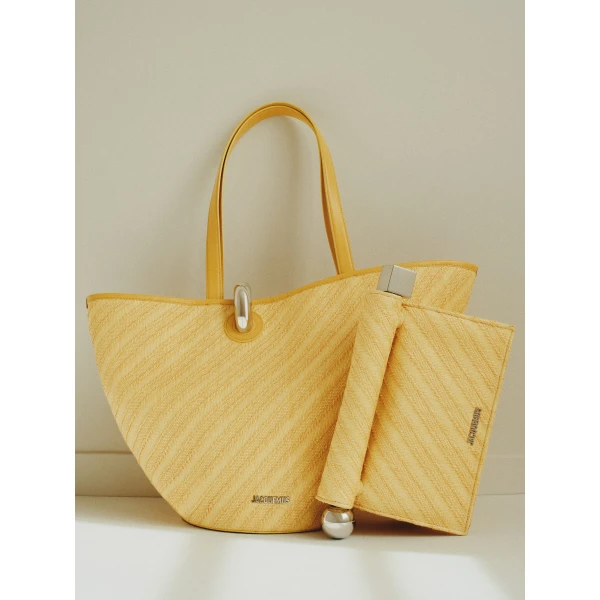 Jacquemus The Bambola - Jacquemus Bucket Bags - Le Chiquito Style - Shop at Luxury Shoes 