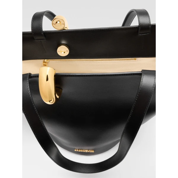 Jacquemus The medium Bambola - Jacquemus Bucket Bags - Le Chiquito Style - Shop at Luxury Shoes 
