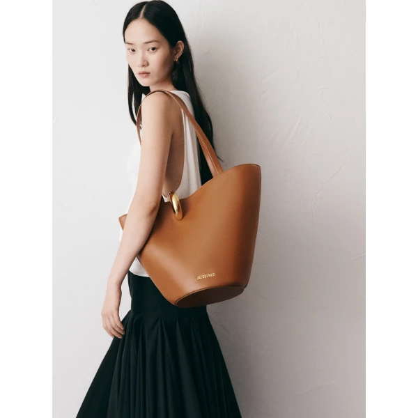 Jacquemus The medium Bambola - Jacquemus Bucket Bags - Le Chiquito Style - Shop at Luxury Shoes 