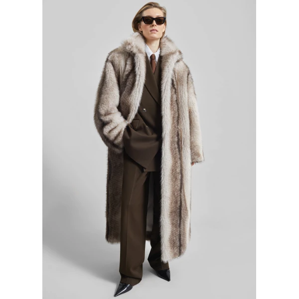 The Frankie Shop Vester Double-Breasted Blazer - Brown - Oversized Minimalist Jackets in Brown - Shop at Luxury Shoes 