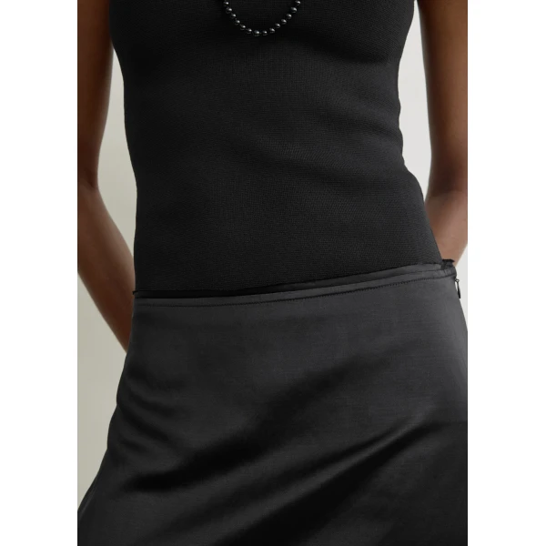 Toteme Skirts with minimalist design at Luxury Shoes 