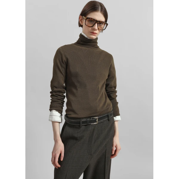 The Frankie Shop Utica Thin Turtleneck Sweater - Olive - Oversized Minimalist Knitwear in Green - Shop at Luxury Shoes 